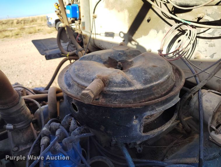 image for item DP5163 1974 Ford LN800 refuse truck