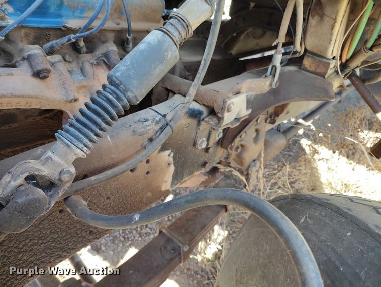 image for item DP5163 1974 Ford LN800 refuse truck