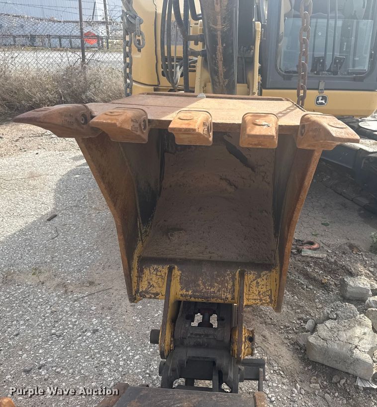 image for item DQ4124 2013 John Deere 85D mini excavator