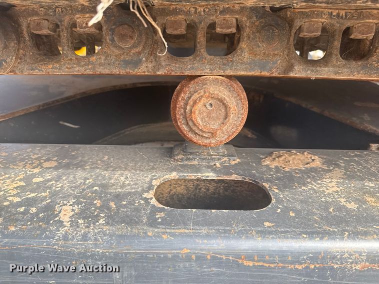 image for item DQ4124 2013 John Deere 85D mini excavator