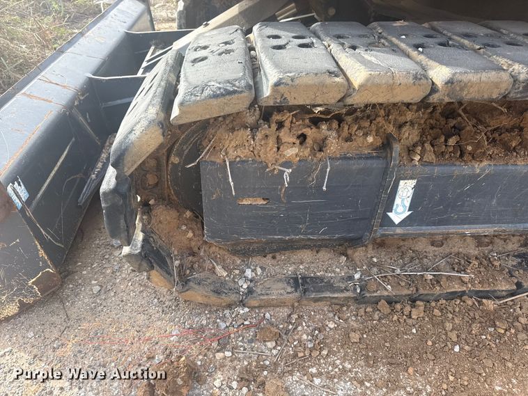 image for item DQ4124 2013 John Deere 85D mini excavator