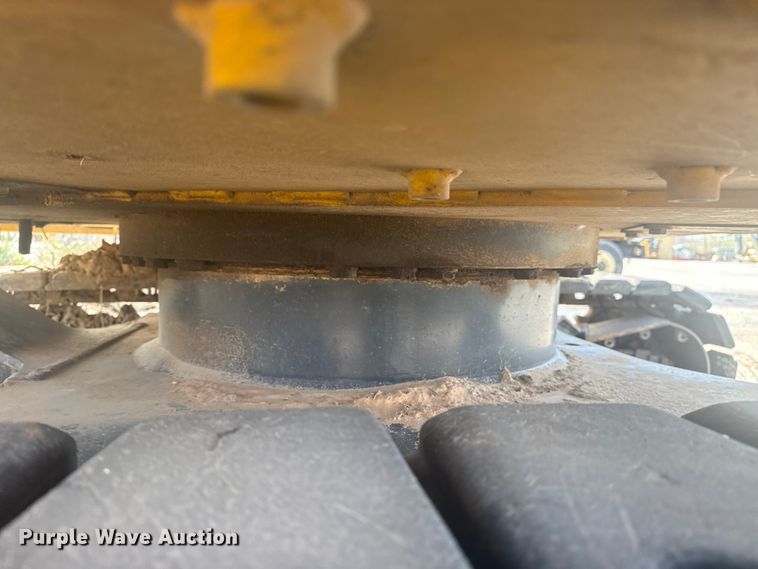 image for item DQ4124 2013 John Deere 85D mini excavator