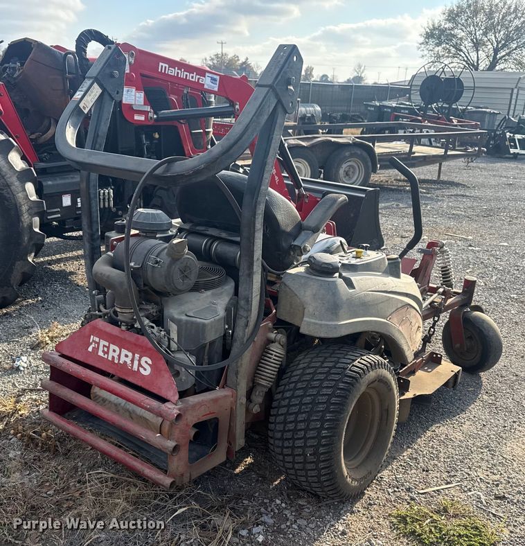 image for item DQ4144 Ferris ZTR lawn mower