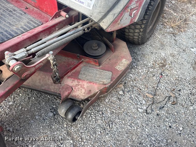 image for item DQ4144 Ferris ZTR lawn mower
