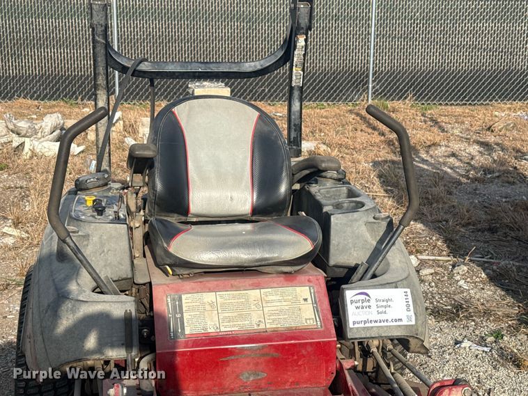 image for item DQ4144 Ferris ZTR lawn mower