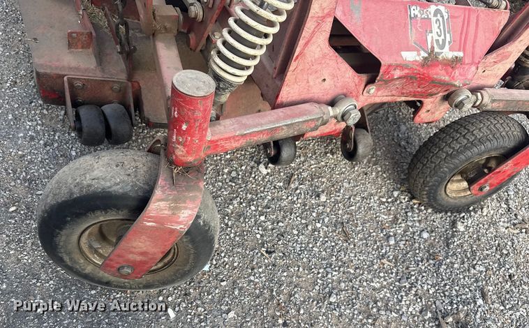 image for item DQ4144 Ferris ZTR lawn mower