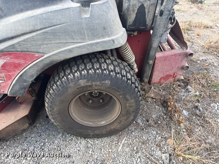 image for item DQ4144 Ferris ZTR lawn mower