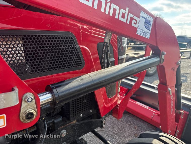 image for item DQ4145 Mahindra 5155 MFWD tractor