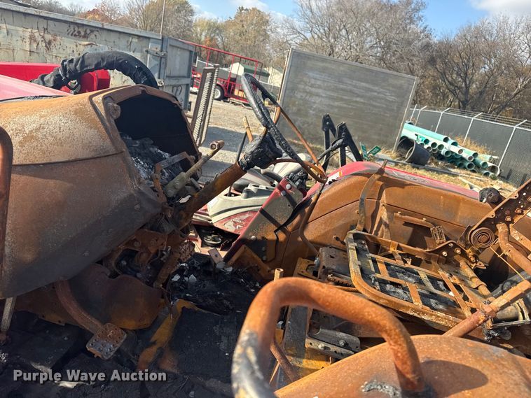 image for item DQ4145 Mahindra 5155 MFWD tractor