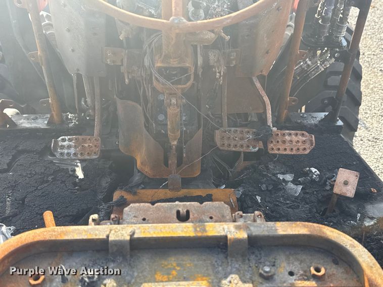 image for item DQ4145 Mahindra 5155 MFWD tractor