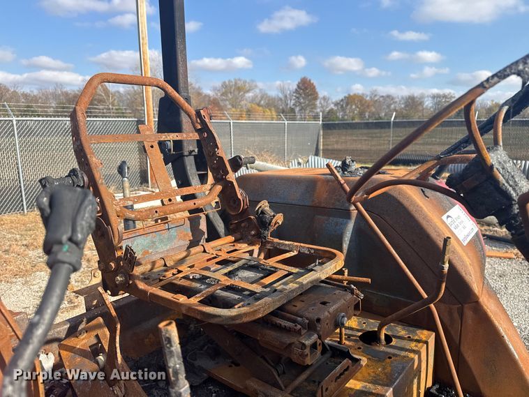 image for item DQ4145 Mahindra 5155 MFWD tractor