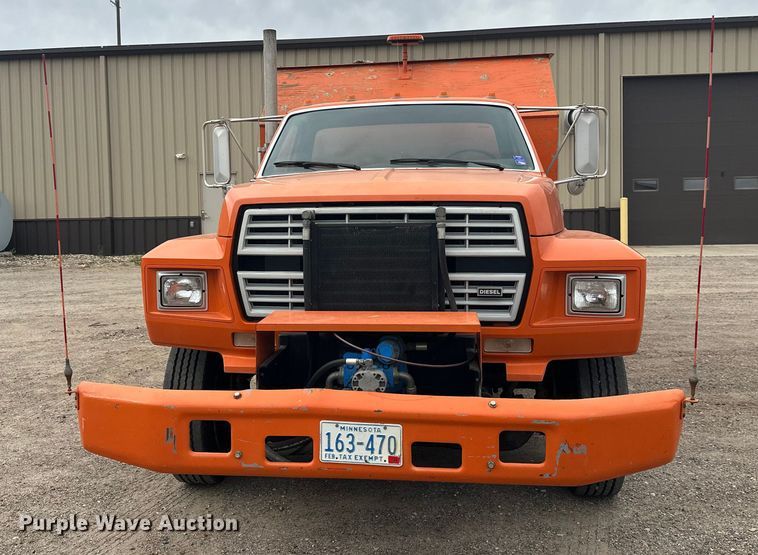 image for item DT6429 1992 Ford 8000 sewer jetter truck