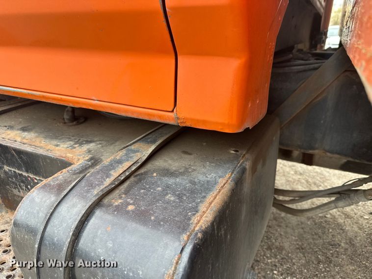 image for item DT6429 1992 Ford 8000 sewer jetter truck