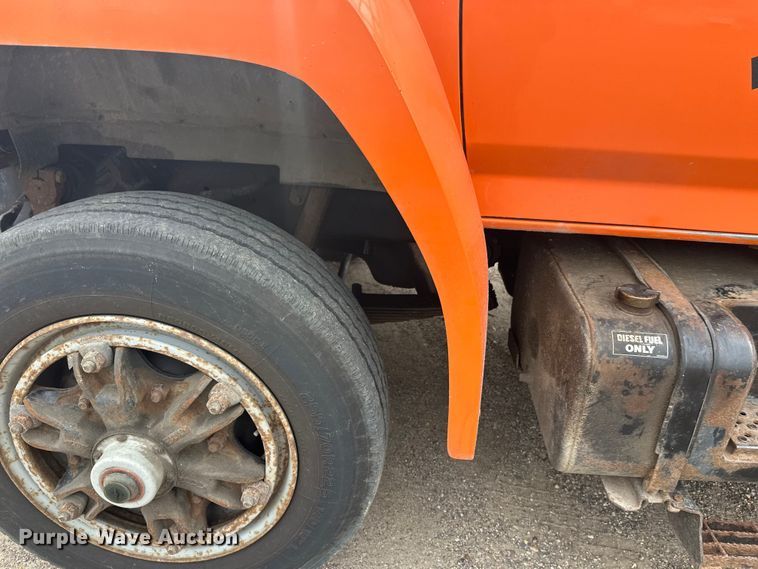 image for item DT6429 1992 Ford 8000 sewer jetter truck