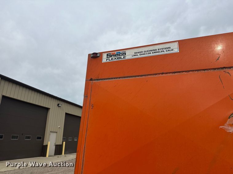 image for item DT6429 1992 Ford 8000 sewer jetter truck