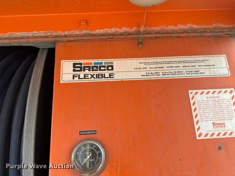 image for item DT6429 1992 Ford 8000 sewer jetter truck