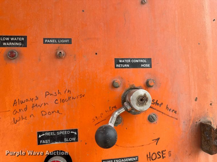 image for item DT6429 1992 Ford 8000 sewer jetter truck