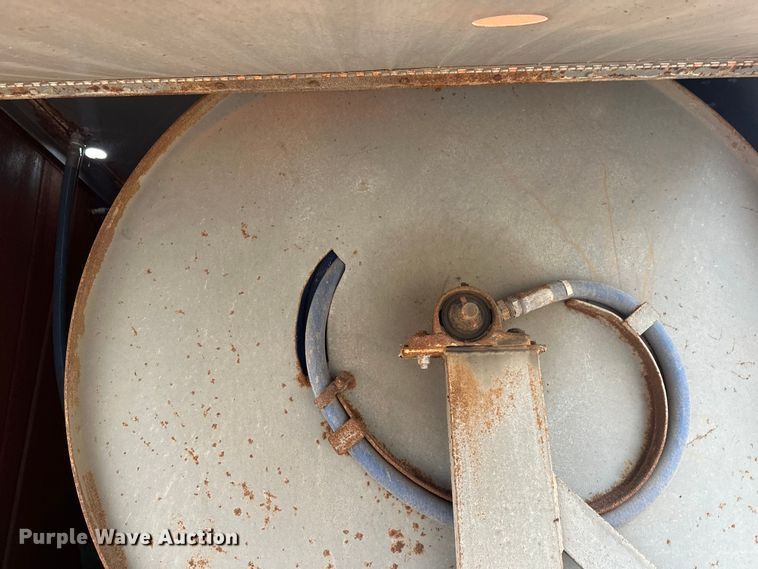 image for item DT6429 1992 Ford 8000 sewer jetter truck