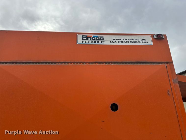 image for item DT6429 1992 Ford 8000 sewer jetter truck