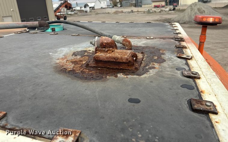 image for item DT6429 1992 Ford 8000 sewer jetter truck