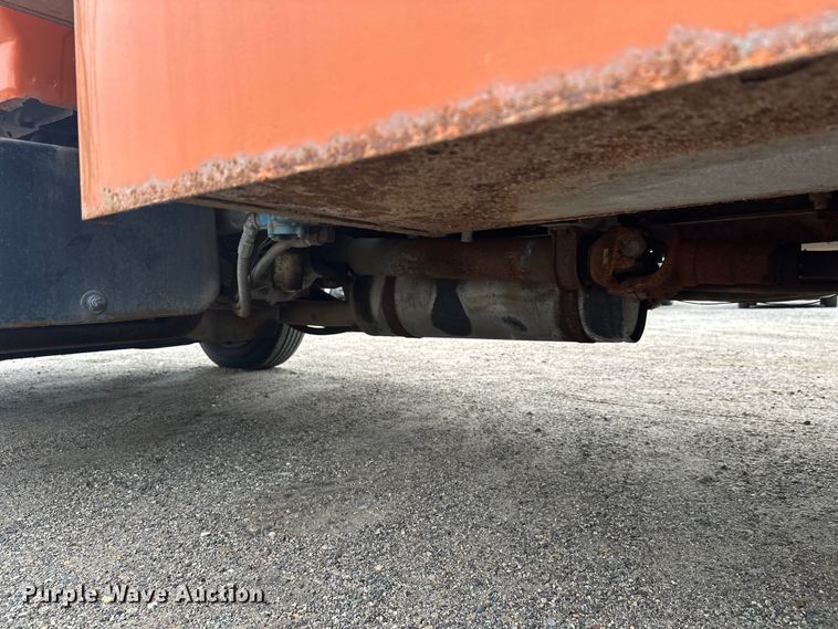 image for item DT6429 1992 Ford 8000 sewer jetter truck