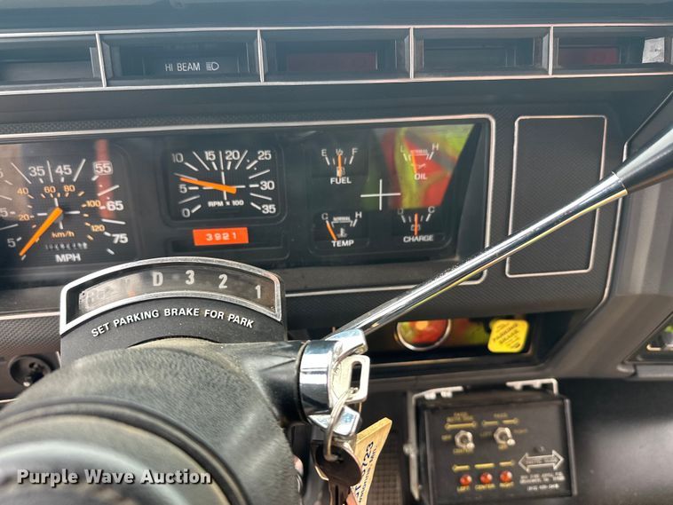 image for item DT6429 1992 Ford 8000 sewer jetter truck