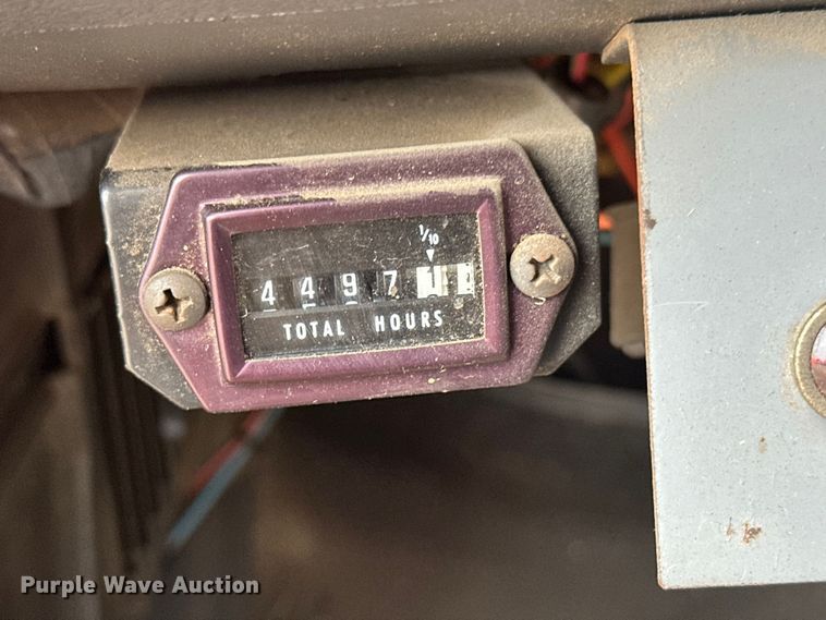 image for item DT6429 1992 Ford 8000 sewer jetter truck