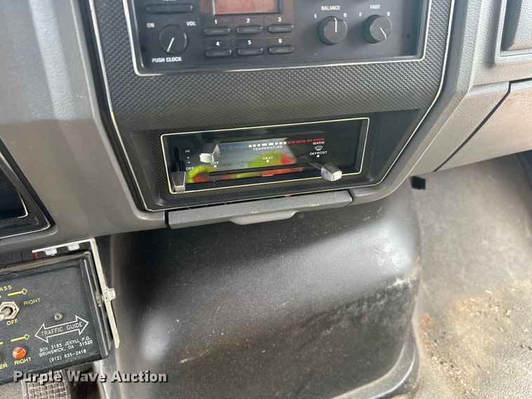 image for item DT6429 1992 Ford 8000 sewer jetter truck