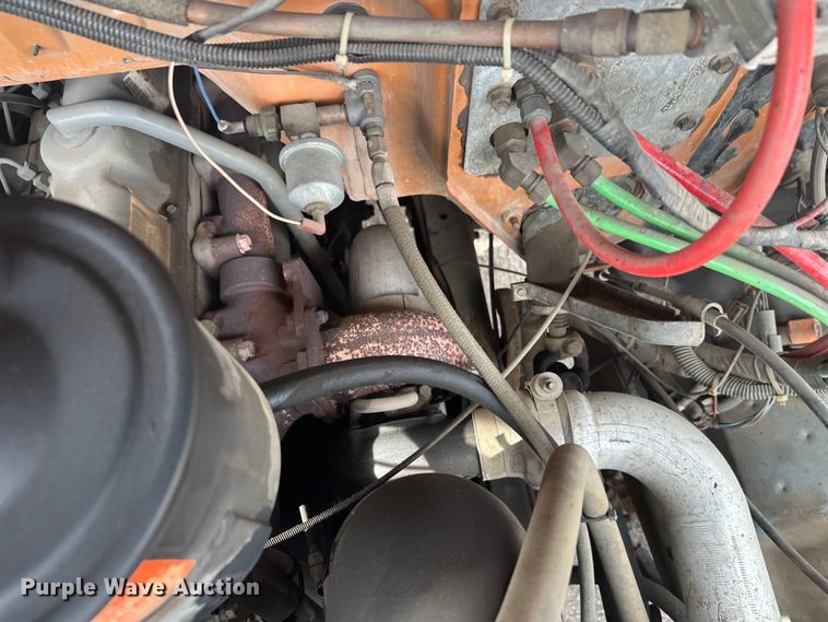 image for item DT6429 1992 Ford 8000 sewer jetter truck