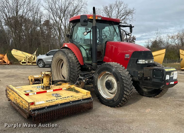 image for item DW4373 2003 Case Maxxum MXU110 MFWD tractor