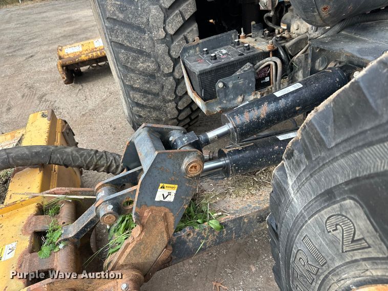 image for item DW4373 2003 Case Maxxum MXU110 MFWD tractor