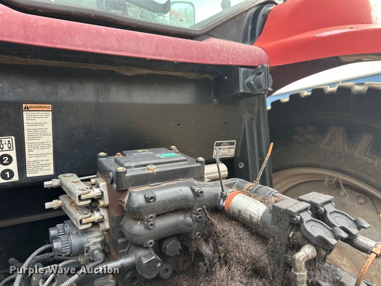 image for item DW4373 2003 Case Maxxum MXU110 MFWD tractor