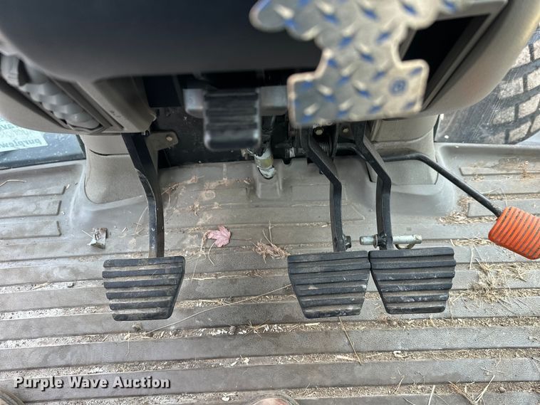 image for item DW4373 2003 Case Maxxum MXU110 MFWD tractor