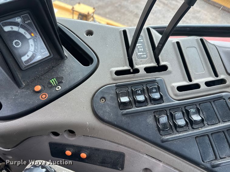 image for item DW4373 2003 Case Maxxum MXU110 MFWD tractor