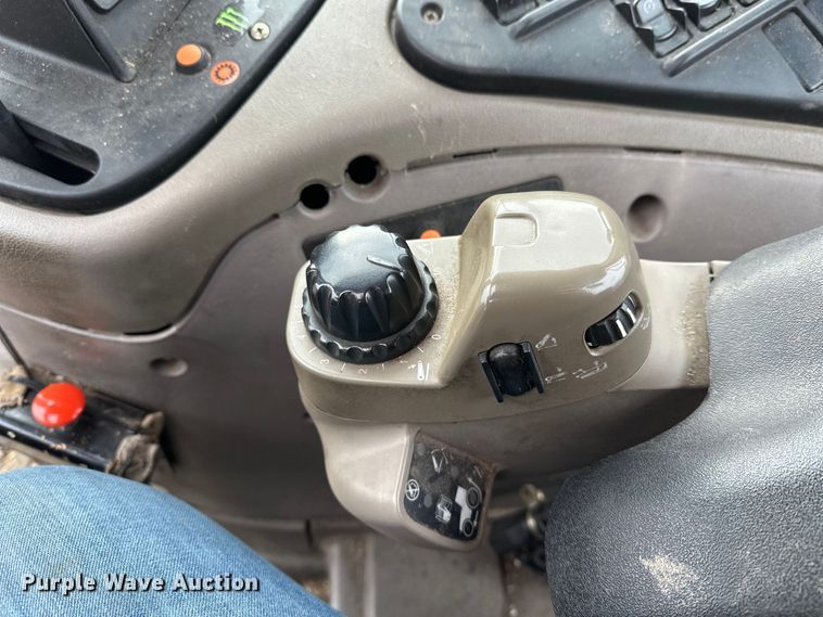 image for item DW4373 2003 Case Maxxum MXU110 MFWD tractor