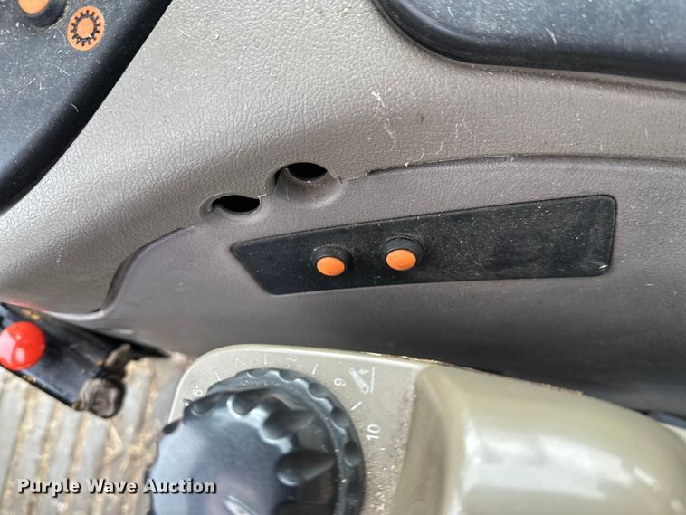 image for item DW4373 2003 Case Maxxum MXU110 MFWD tractor