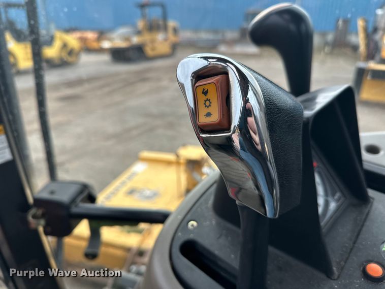 image for item DW4373 2003 Case Maxxum MXU110 MFWD tractor