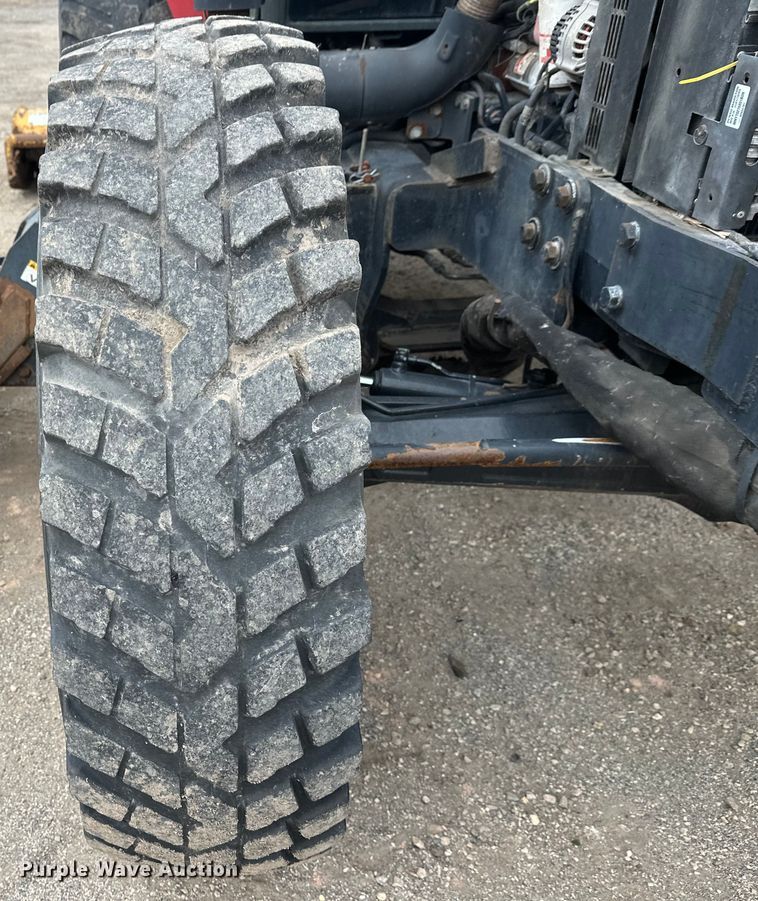 image for item DW4373 2003 Case Maxxum MXU110 MFWD tractor