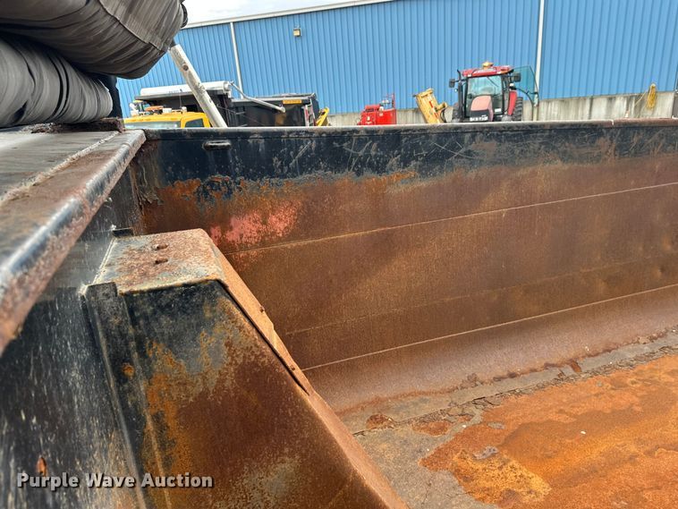 image for item DW4374 2005 International 7600 dump truck