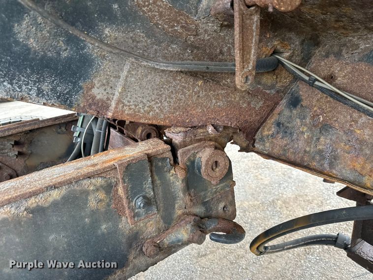 image for item DW4374 2005 International 7600 dump truck