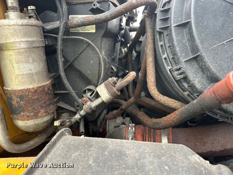 image for item DW4374 2005 International 7600 dump truck