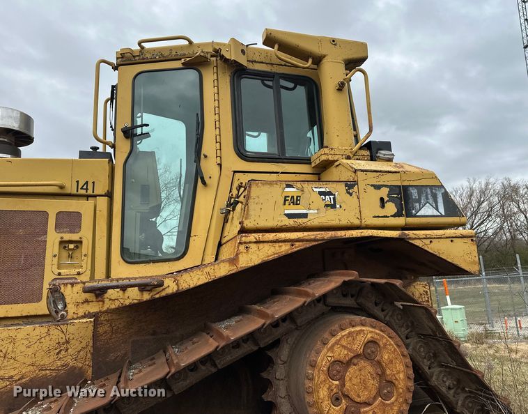 image for item DW4375 1991 Caterpillar D8N dozer