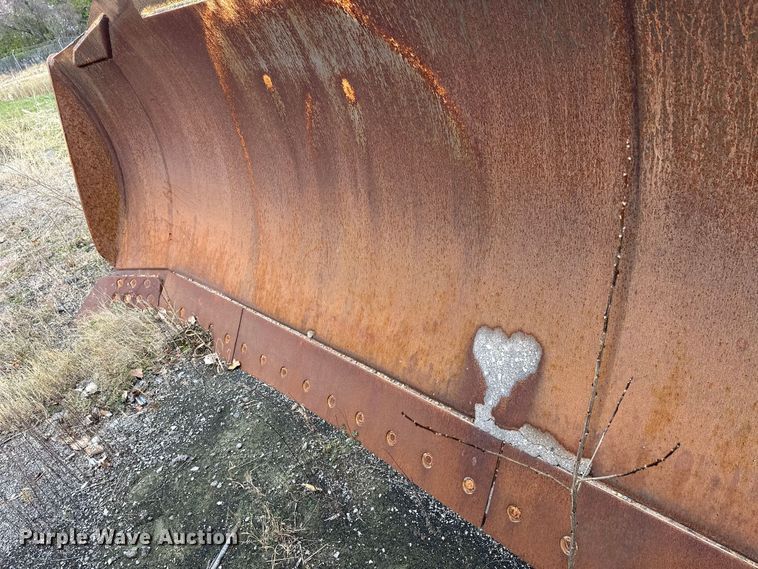 image for item DW4375 1991 Caterpillar D8N dozer