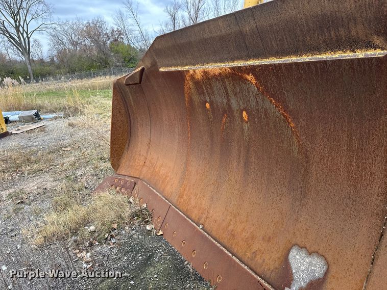 image for item DW4375 1991 Caterpillar D8N dozer