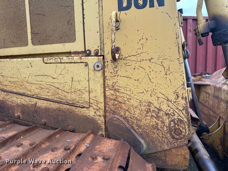 image for item DW4375 1991 Caterpillar D8N dozer