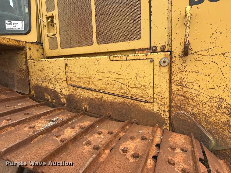image for item DW4375 1991 Caterpillar D8N dozer