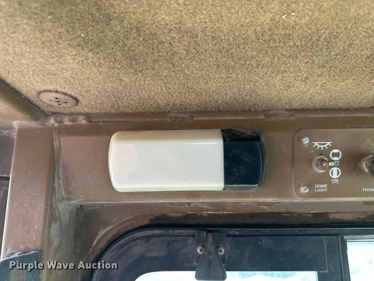 image for item DW4375 1991 Caterpillar D8N dozer