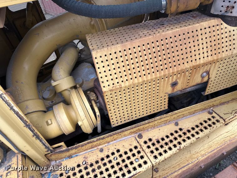 image for item DW4375 1991 Caterpillar D8N dozer