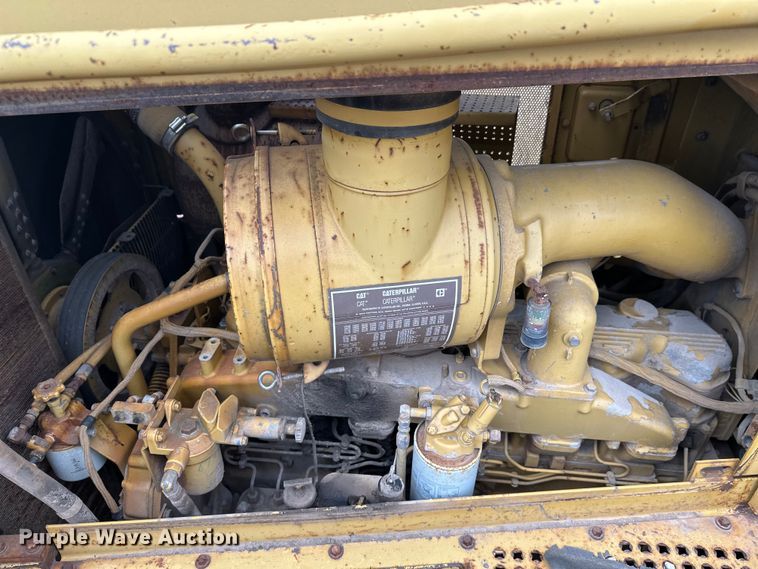 image for item DW4375 1991 Caterpillar D8N dozer