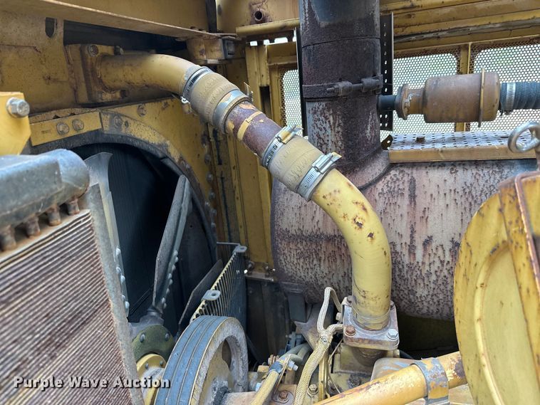 image for item DW4375 1991 Caterpillar D8N dozer